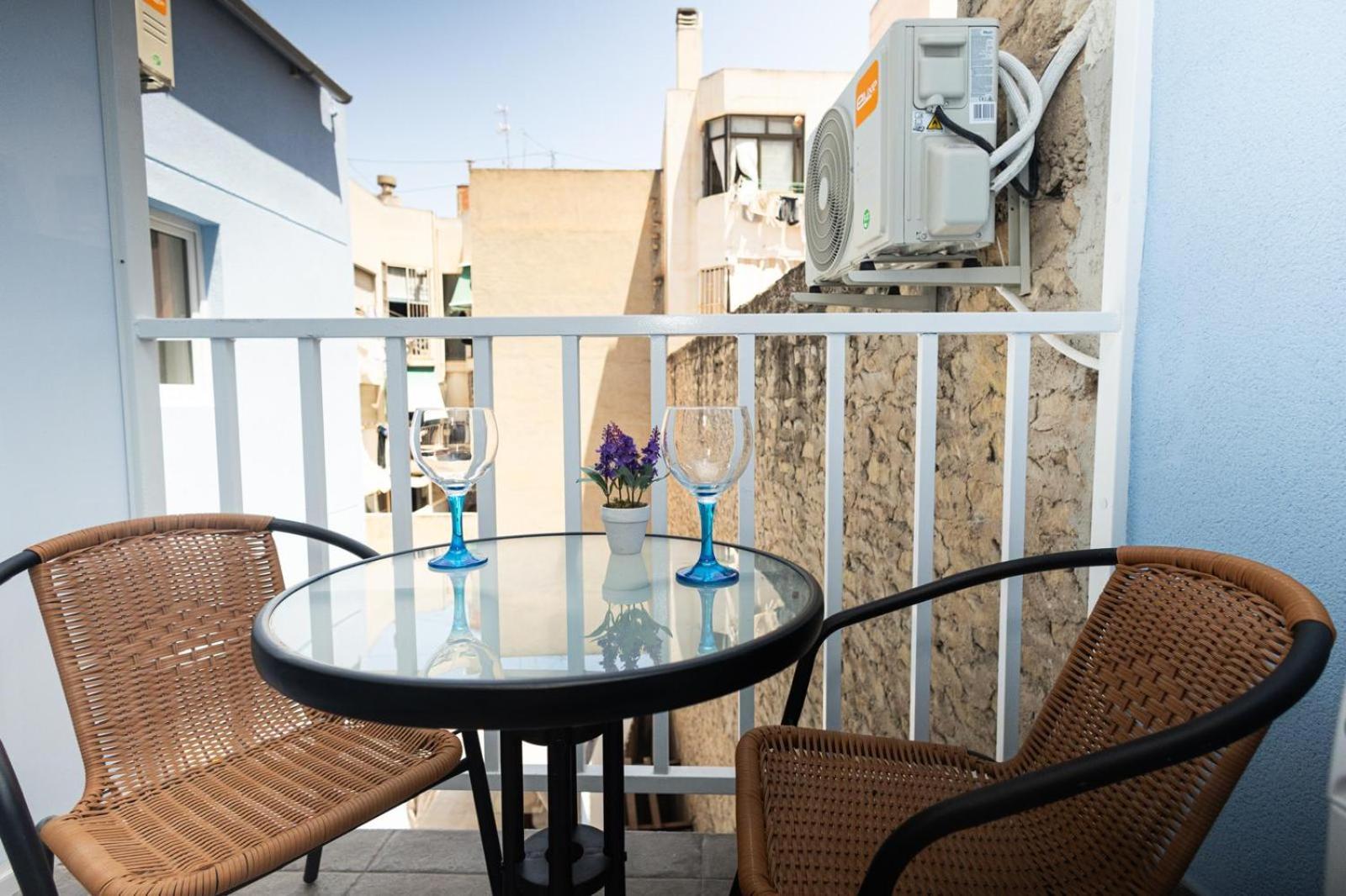 Ra Apartamentos Sevilla Аликанте Экстерьер фото